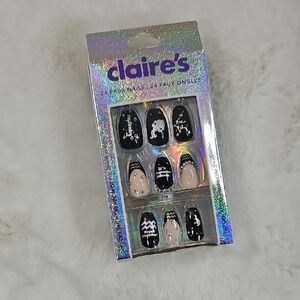 Claire's 24 Faux Nails Aquarius Nails